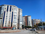 ŞEFİKCANIN EN GÖZDE SİTESİNDE SATILIK 4+1 ARAKAT DAİRE