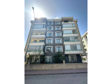 NAKİPOĞLU MAH. ALİ ULVİ KURUCU CADDESİNE YAKIN 3+1 SATILIK DAİRE